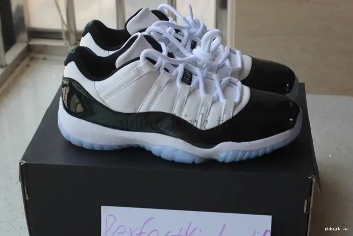 pairs Nike Jordan 11 “Emerald” Air Low 0527